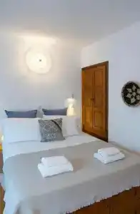 Maris Lindos Suites & - 38