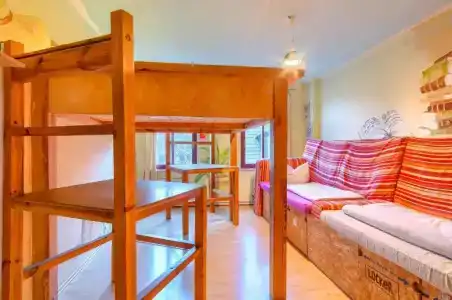 Hostel Lollis Homestay Dresden - 70