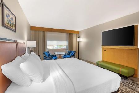 Best Western Plus Grantree Inn - 78