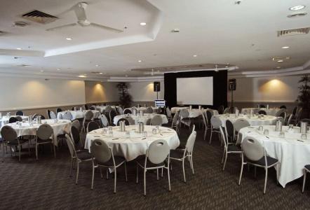 Rydges Esplanade - 17