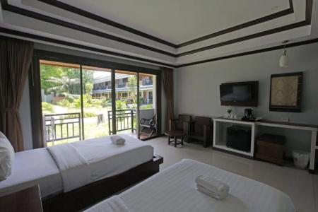 Phi Phi Andaman Beach Resort-Sha Plus - 56