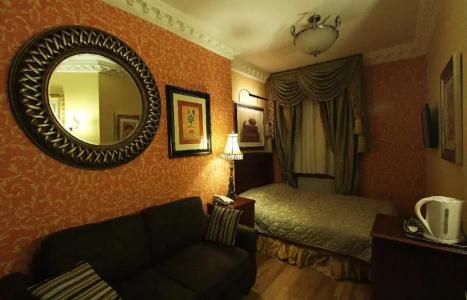 Opulence Boutique and Spa - 31