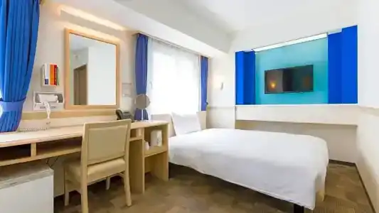 Toyoko Inn Tokyo Shinjuku gyoemmae eki 3 ban Deguchi - 15