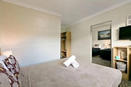 Cairns Queens Court - 45