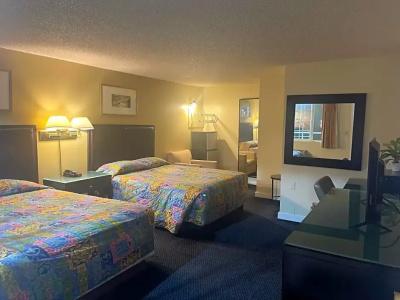 Columbus Motor Inn - 37