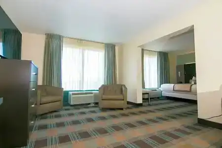 Wingate by Wyndham - Orlando International Airport - 62
