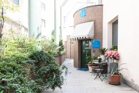 b&b Too Cute 2b Str8 - 18