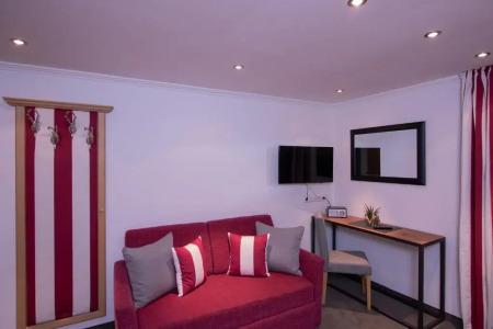 SIMPLE but EXCELLENT - 93