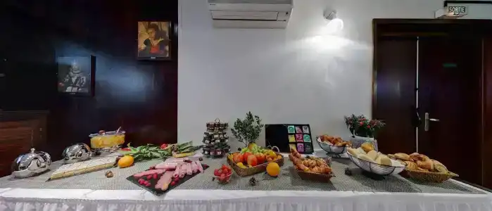 Adonis Ajaccio - Hôtel Albion - 11