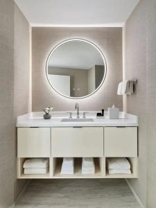 One Washington Circle-A Modus - 12