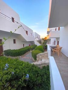 Amazones Village Suites - 84