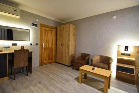 Sandal Otel - 80