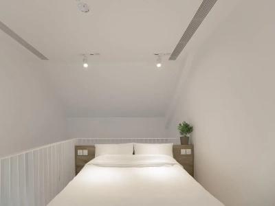 Lloyd's Inn (SG Clean, Staycation Approved) - 31