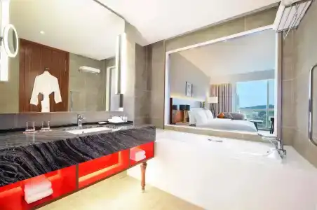 Le Meridien - 5