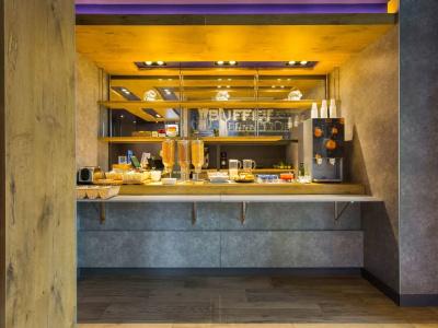 Ibis Budget Zaragoza - 15