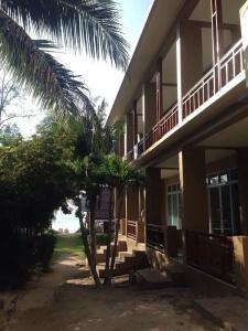 Hut Sun Bungalows - 41
