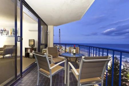 Surf Regency - 57