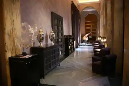 Th Roma - Carpegna Palace - 15