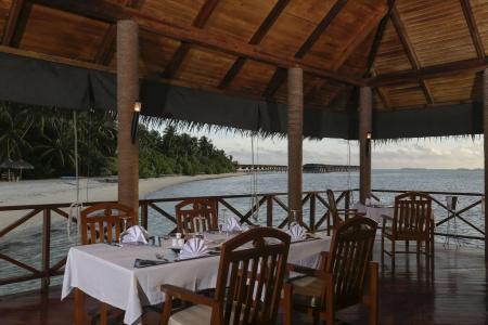 Medhufushi Island Resort - 18