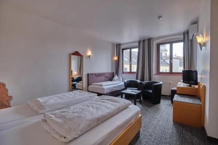 Roter Hahn - 25