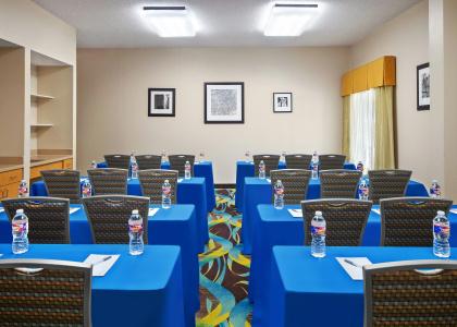 Hampton Inn Dallas-Irving-Las Colinas - 42