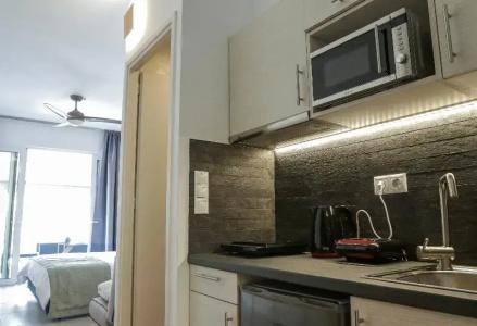 V36 Suites - 17