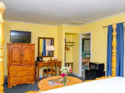 Land o Nod Inn - 75