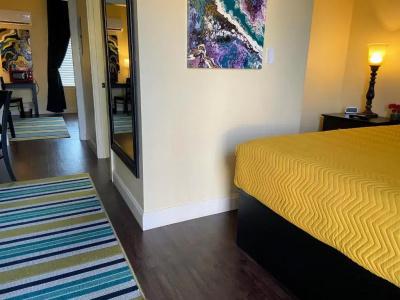 30-A Inn & Suites - 42