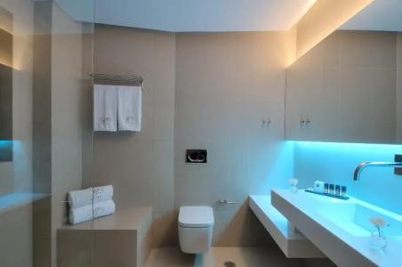 o&b Athens Boutique - 194