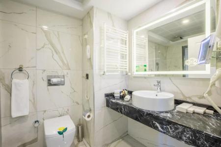 Karpalas City & Spa - 7
