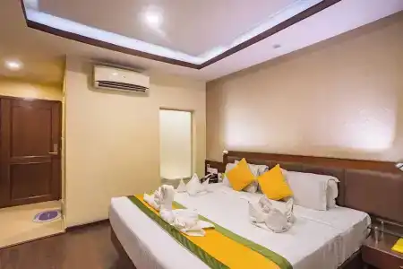 Yellow Pagoda - 43