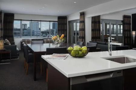 Rydges Latimer - 146