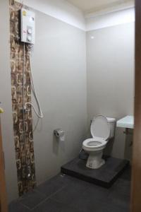 New Pind Balluchi Inn - 6