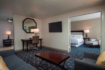 Sheraton Norfolk Waterside - 107