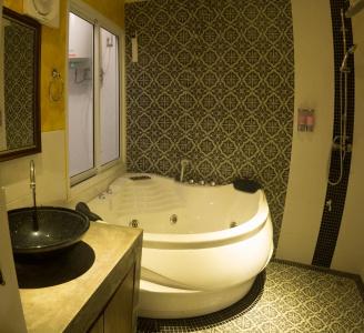 Nawarat Boutique Apartment - 8