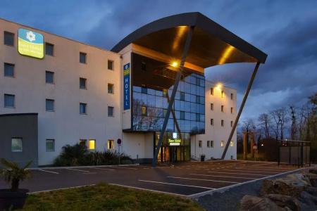 Sure by Best Western Nantes Beaujoire - 56