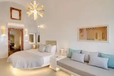 Secret Legend Suites - 67