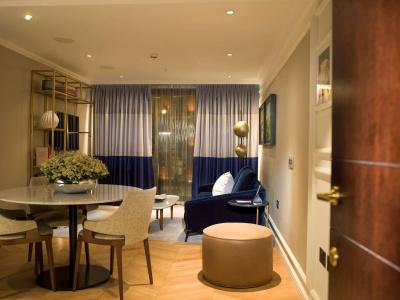 The Guardsman - Preferreds and Resorts - 1