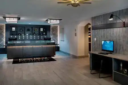 Four Points Northeast - 20