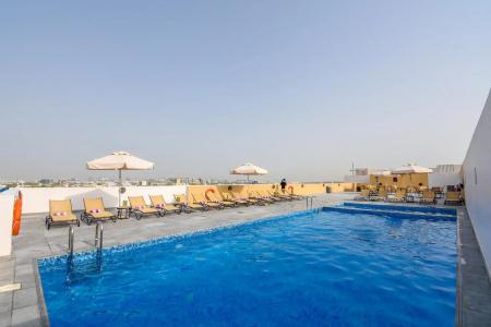 Premier Inn Dubai International Airport - 16