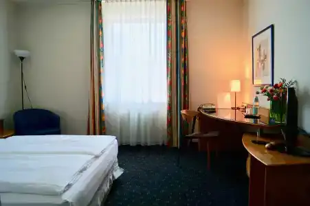 Grand Hostel Berlin Urban - 57