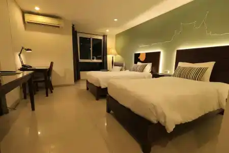 The Royal Bee Aparthotel - 23