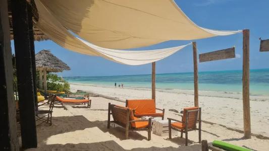 Garden Beach Bungalows - 18