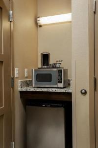 ClubHouse - 27