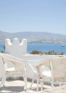 Paros Agnanti - 85