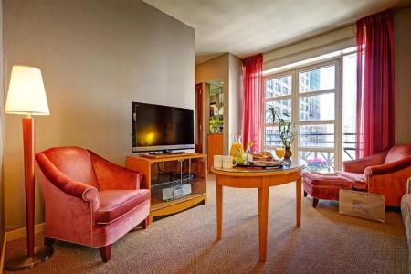 Giraffe by Library Hotel Collection - 79