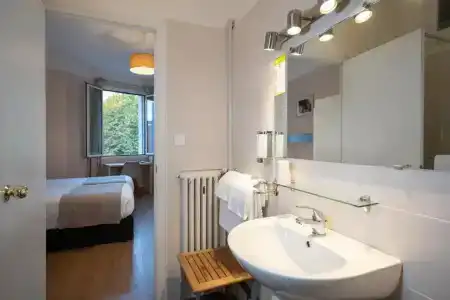 Hôtel Mondial - 45