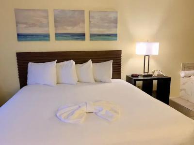 Seven Gables Inn - 41