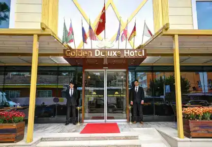 Golden Deluxe - 23