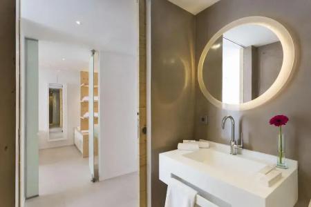 One Ibiza Suites - 17